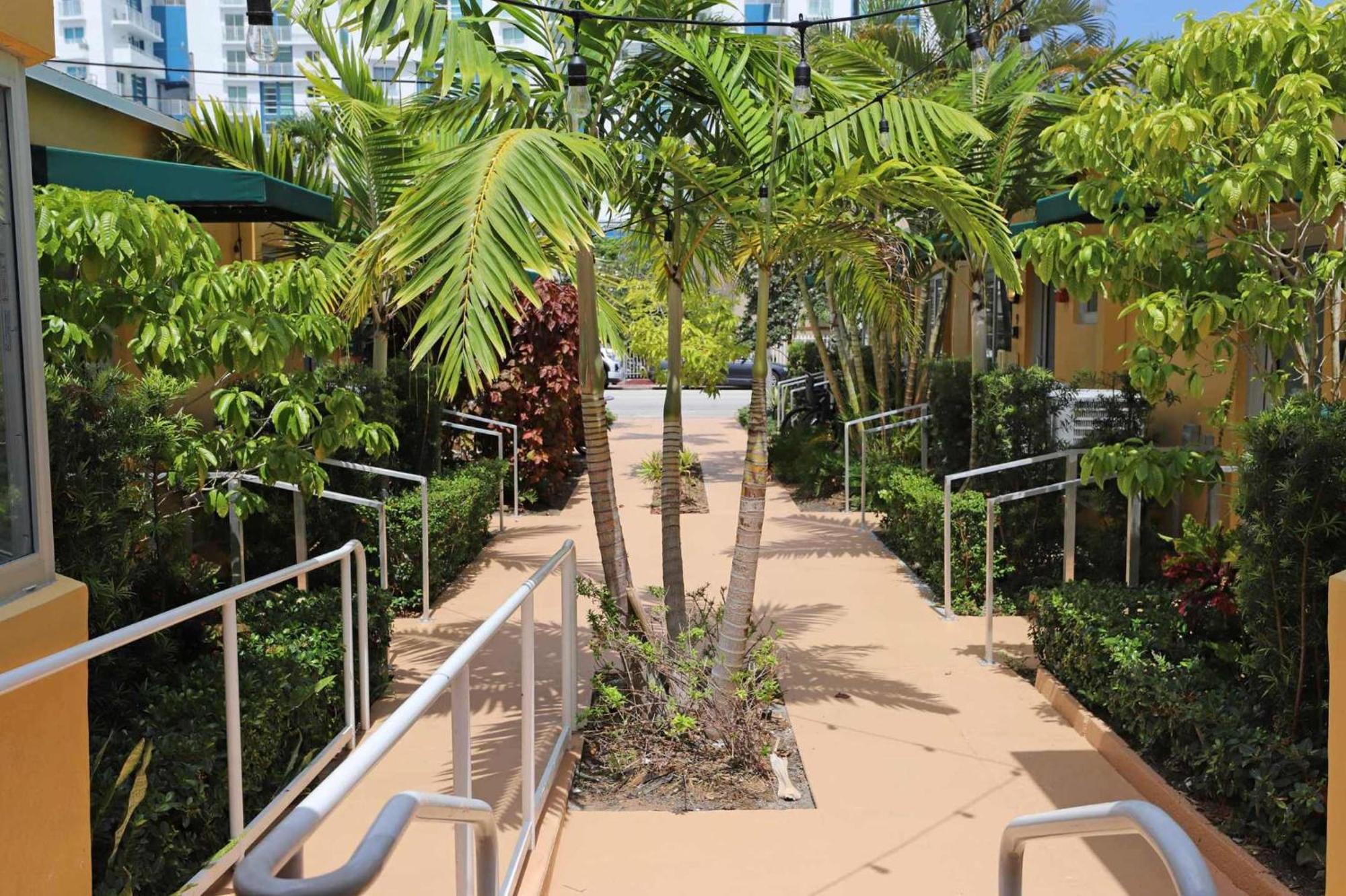 3 Minute Walk To Beach Bungalow Family Friendly Free Parking Miami Beach Exterior photo